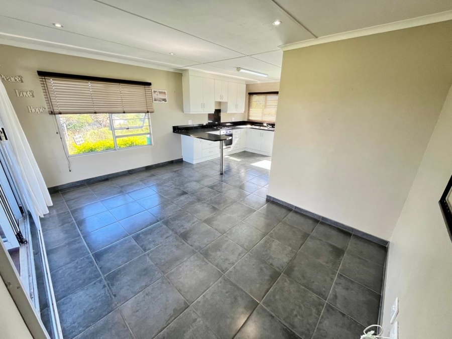 2 Bedroom Property for Sale in Kwelera Eastern Cape